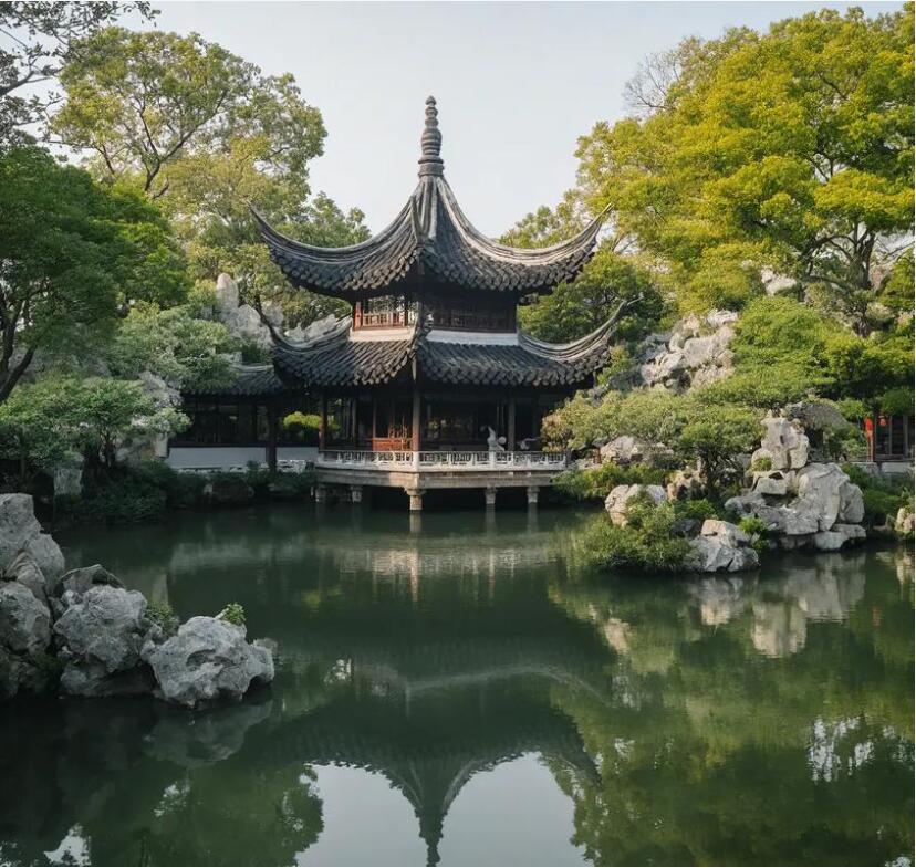 红河夏日餐饮有限公司